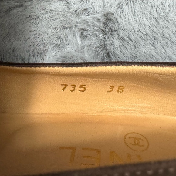 Chanel CC Fringed Suede Pumps EU 38 US 7.5 Brown Mocha Chocolate Kitten Heel - Picture 10 of 16